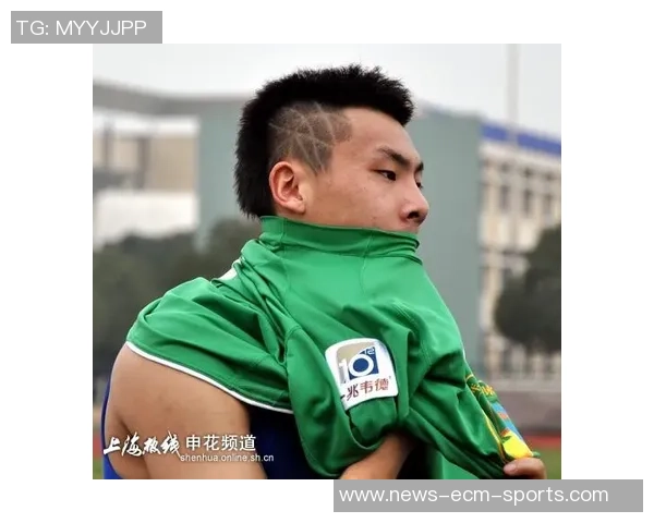 达兰头球破门被判越位VAR确认进球无效王大雷险守十指关