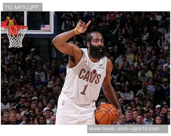 哈登幽默调侃鲍尔默球馆价值十亿成就球队主场优势