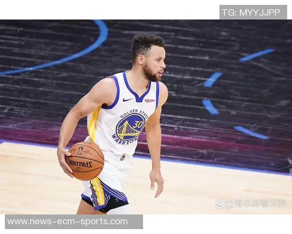 科尔表示库里感冒症状改善将根据未来情况决定周一出战与否 科尔表示库里感冒症状改善将根据未来情况决定周一出战与否